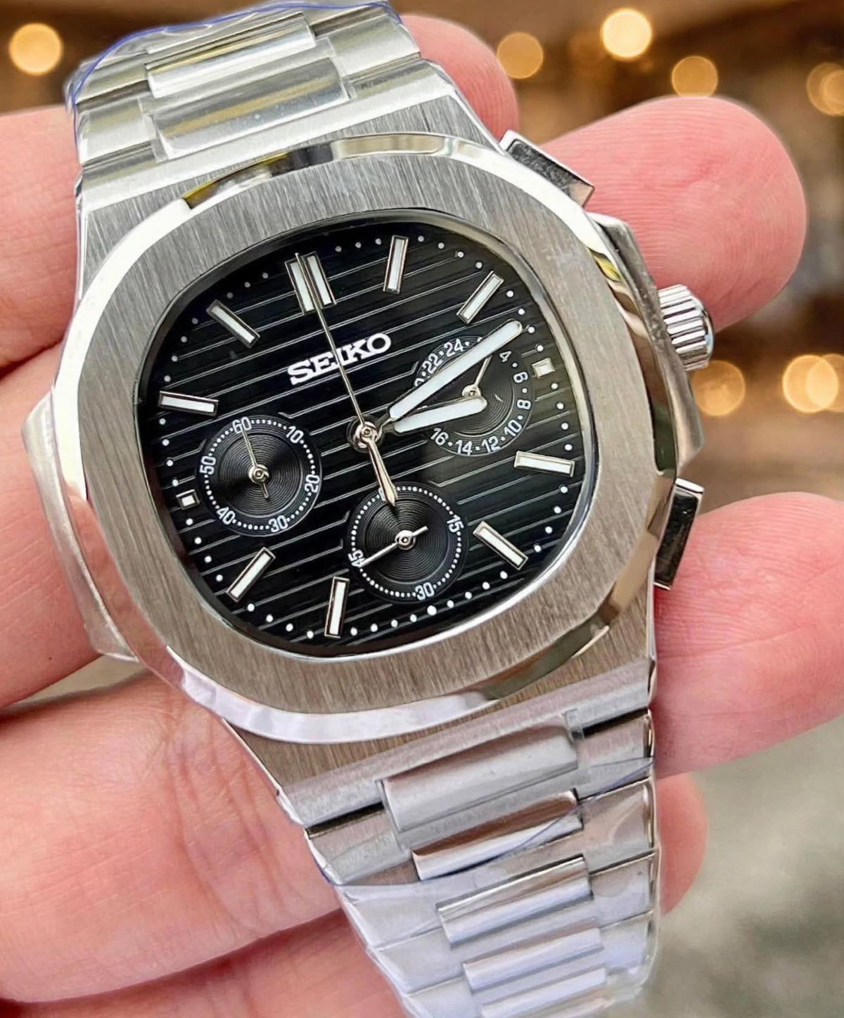 Seiko Nautilus Chronograph - 40mm